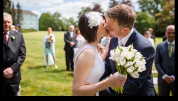 מנדרים לנשיקות: סיפור צילום החתונה שלנו